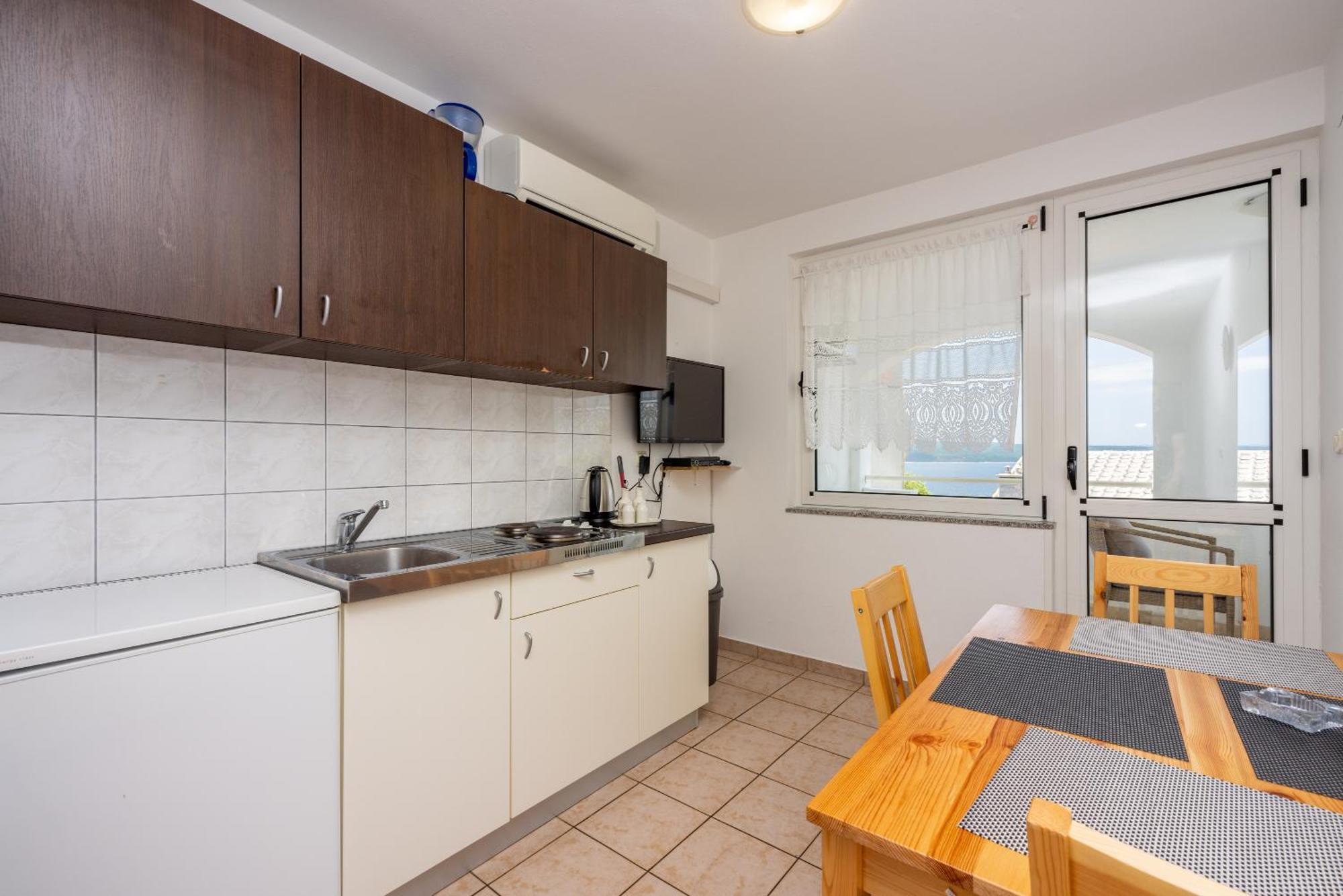 Apartments Obradovic Dramalj Esterno foto