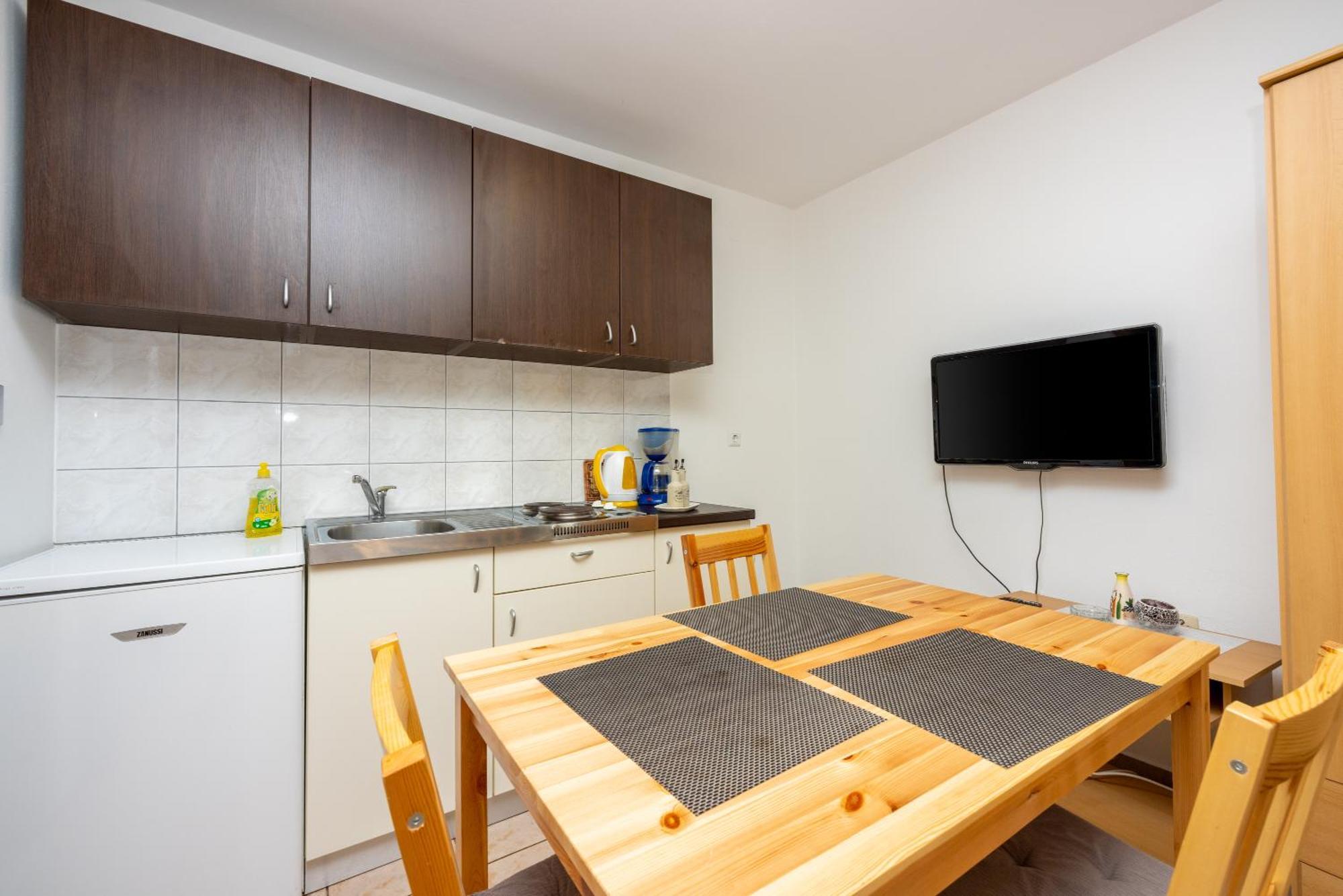 Apartments Obradovic Dramalj Esterno foto